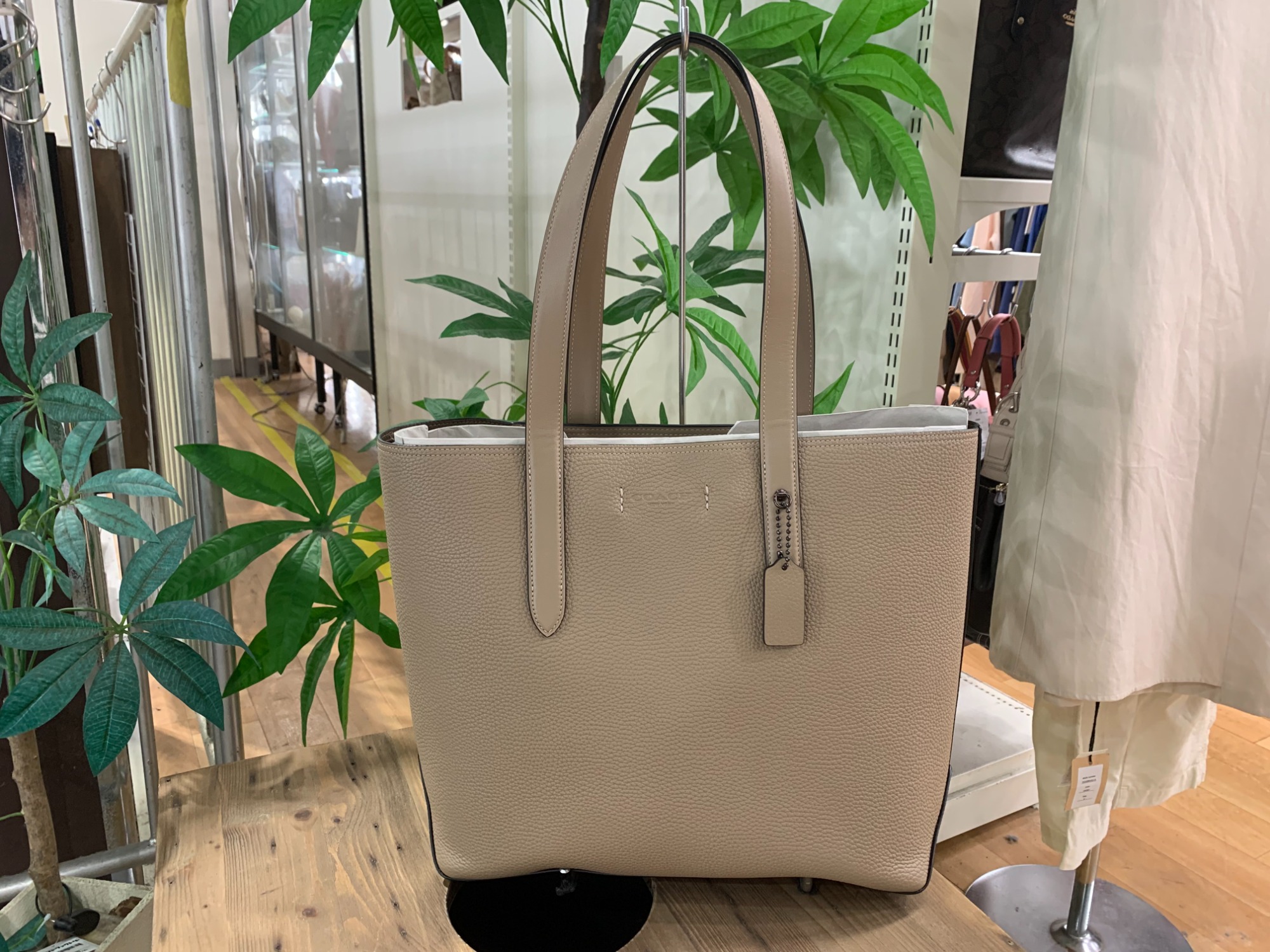 COACH買取強化中！！】COACH（コーチ）のC0240 ゴッサムトートバッグを