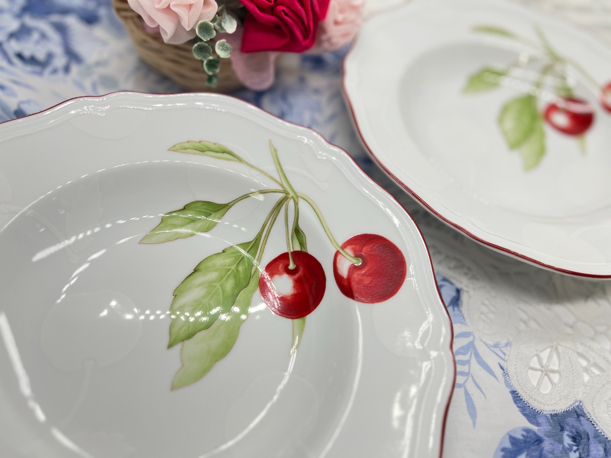 RICHARD GINORI(リチャードジノリ)よりアンティコチェリーのスープ