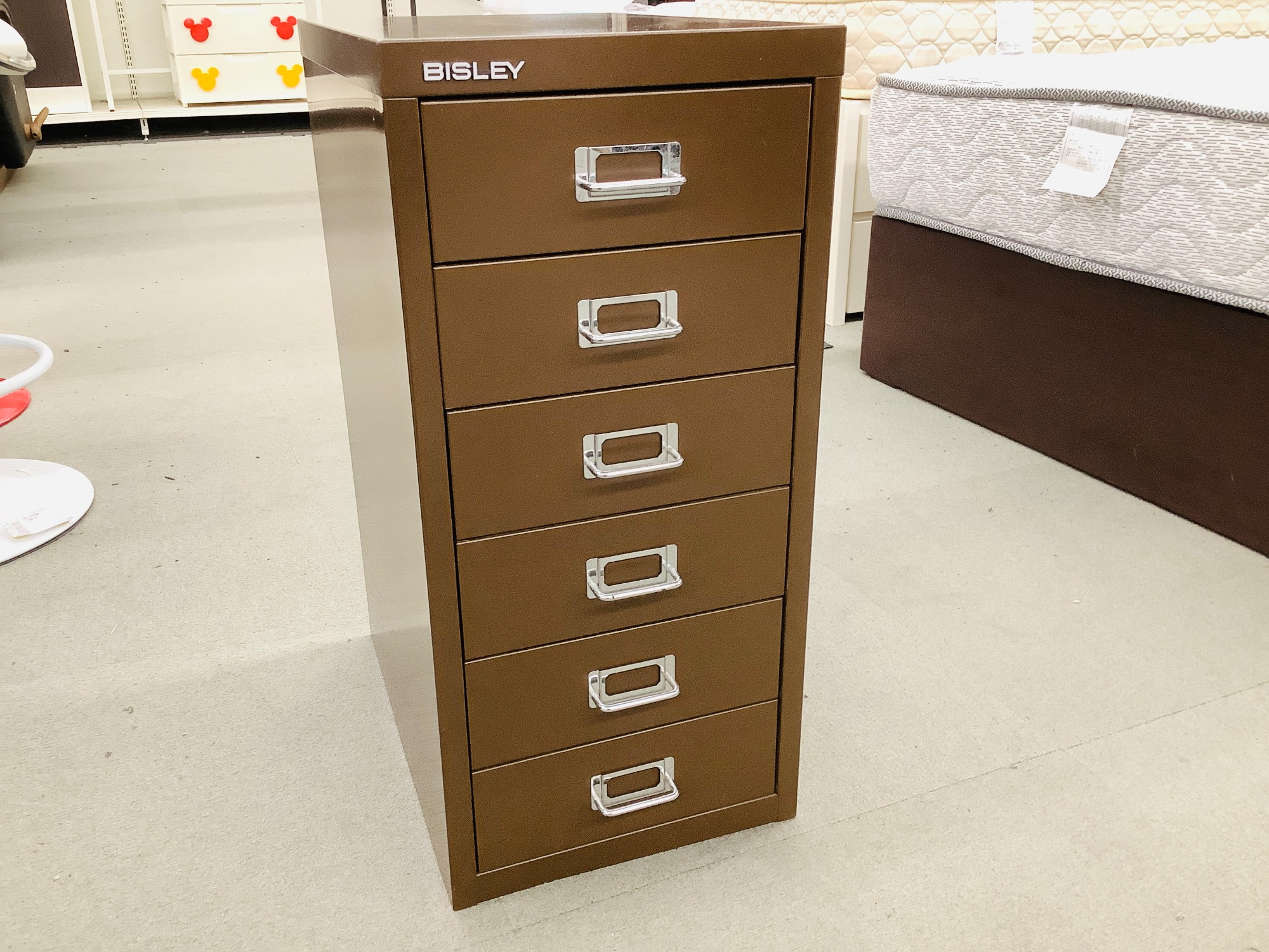 BISLEY（ビスレー）の6段キャビネットを買取入荷致しました！｜2023年