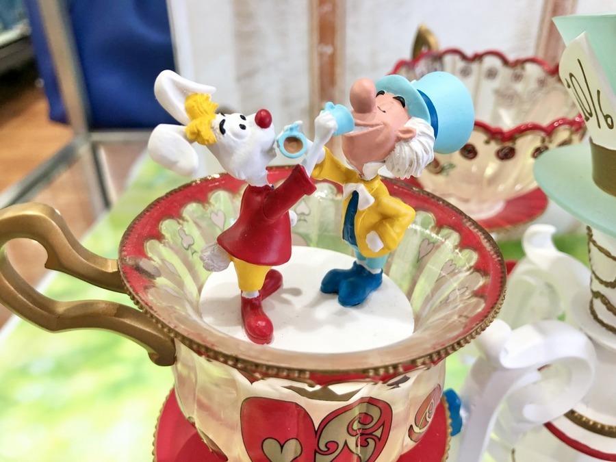 不思議の国のアリス】LEDライトが入荷！ティーカップデザインで