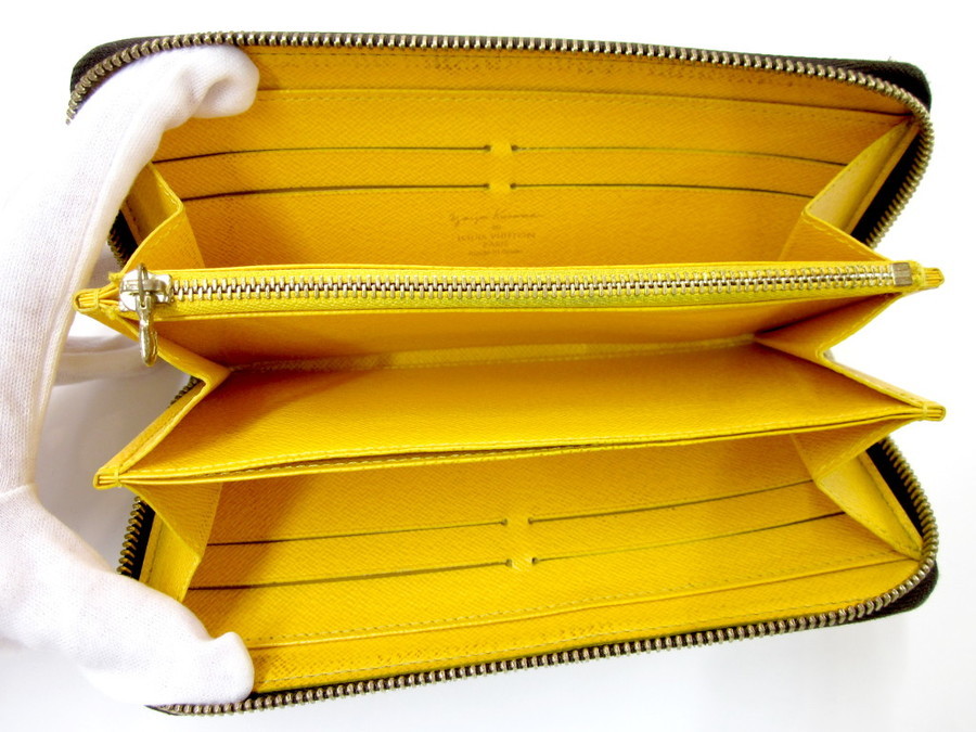 LOUIS VUITTON(ルイヴィトン) 草間弥生コレクション長財布をご紹介