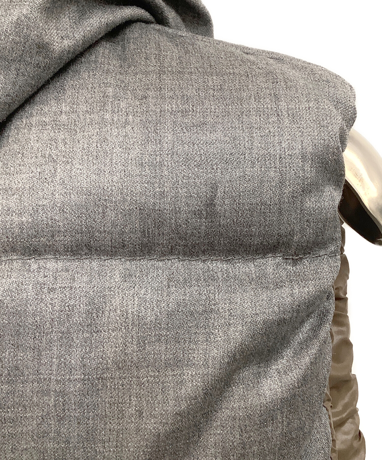 中古・古着通販】DUVETICA (デュベティカ) ダウンベスト グレー サイズ