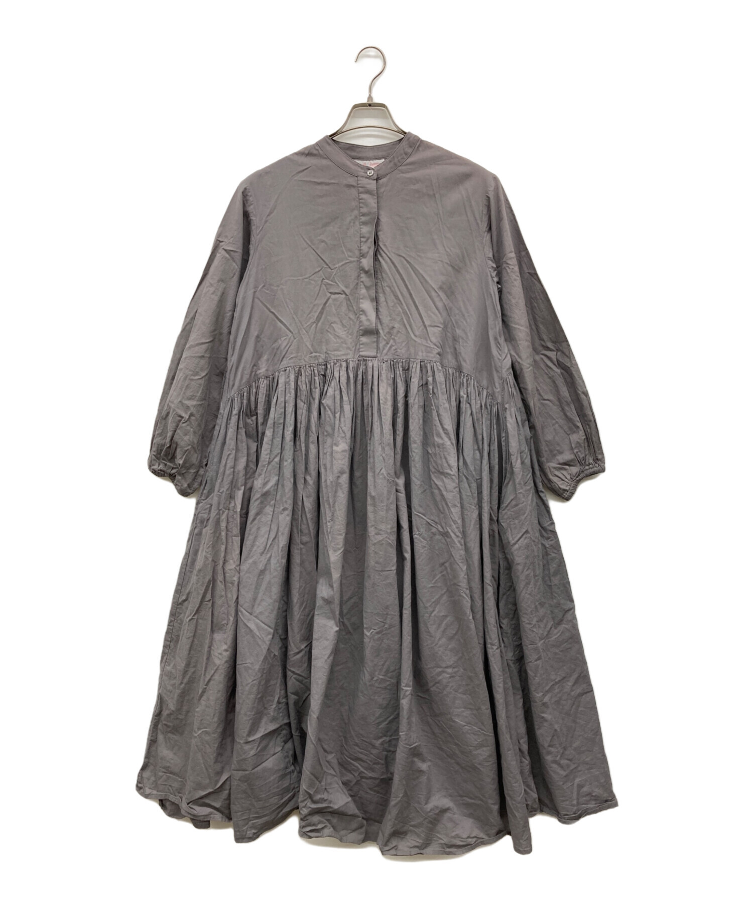 中古・古着通販】BEARDSLEY (ビアズリー) ギャザーワンピース グレー