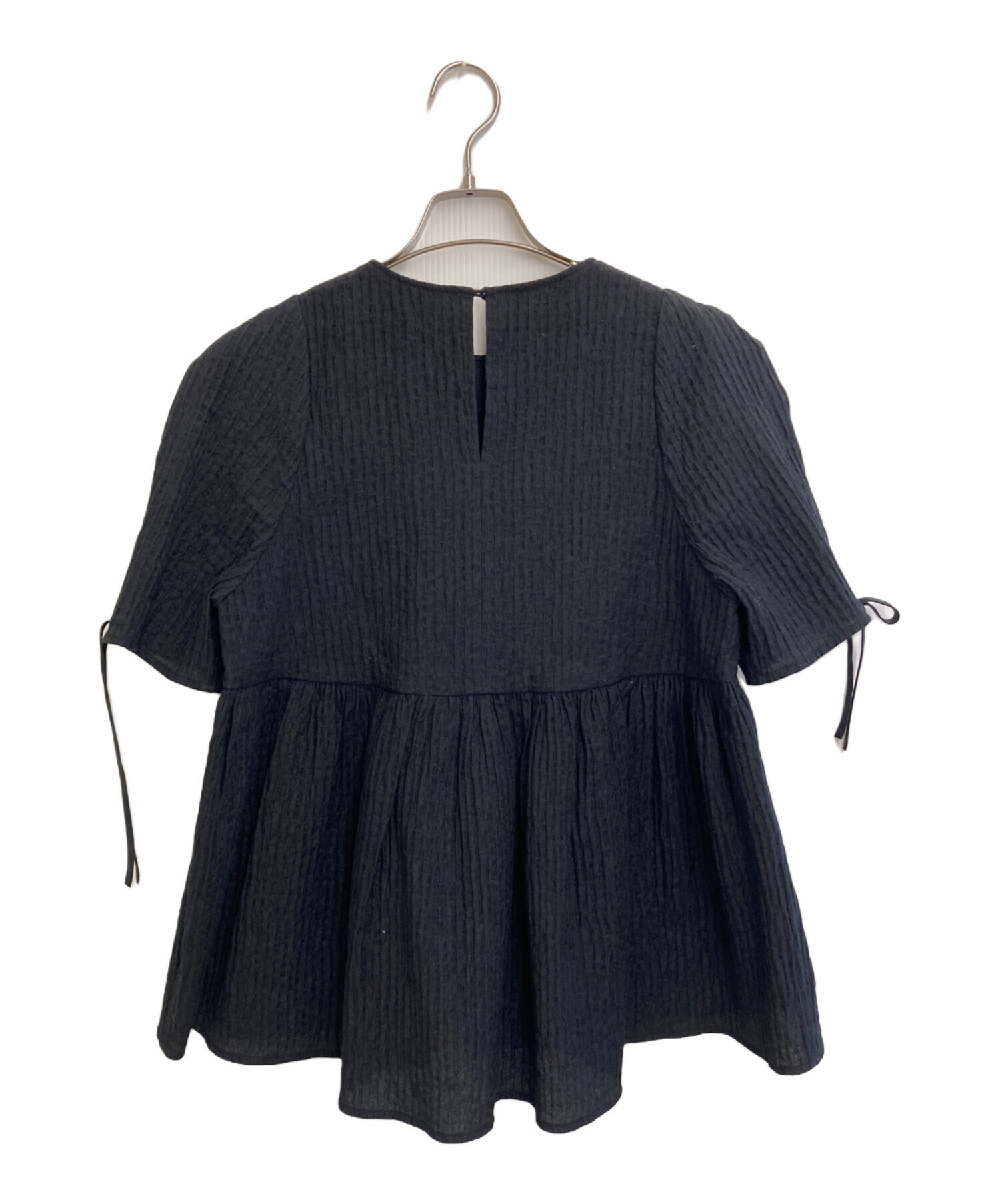 中古・古着通販】YORI (ヨリ) フクレフレアブラウス ブラック サイズ