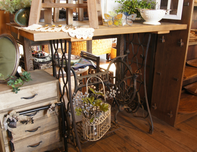 アンティーク ミシン台テーブル オリジナル加工品 | 内田屋通販