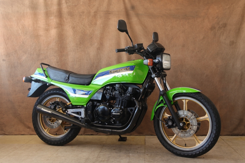 Z400GP 東京本社 国内Z400GP｜SOLD OUT｜旧車・絶版バイクならウエマツ