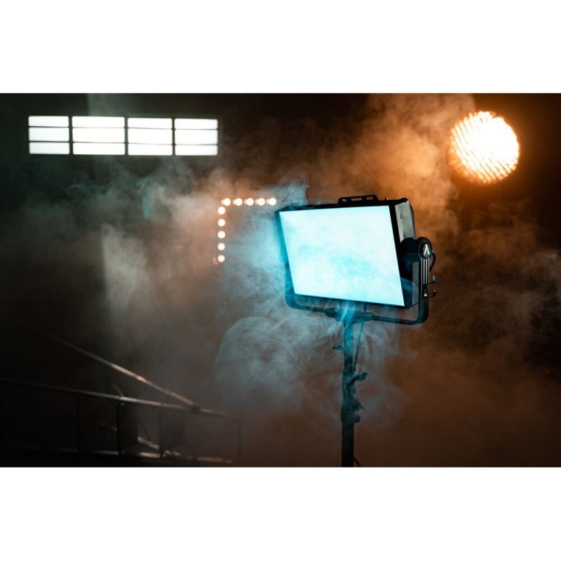 裏方屋ドットコム,Aputure NOVA P300C（アプチャー ノバ）