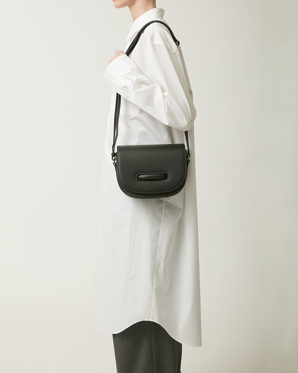 WEST, ブラック – VASIC ヴァジック日本公式サイト