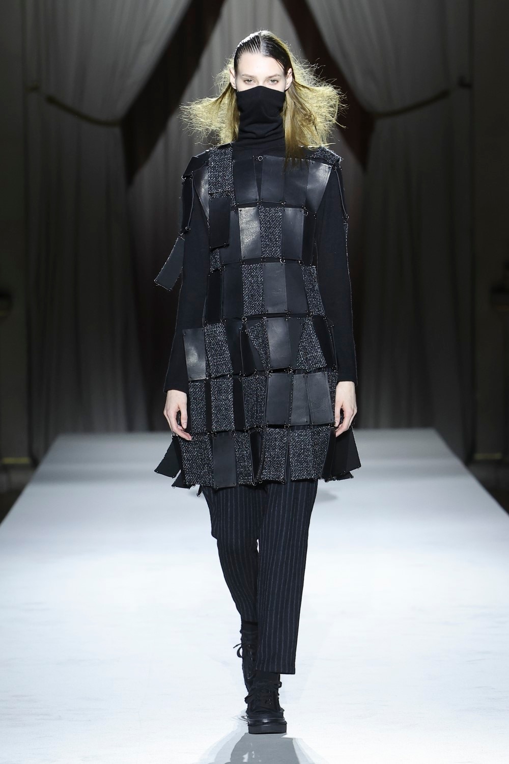 Yohji Yamamoto2025-26 Autumn/Winter Collection | Yohji Yamamoto