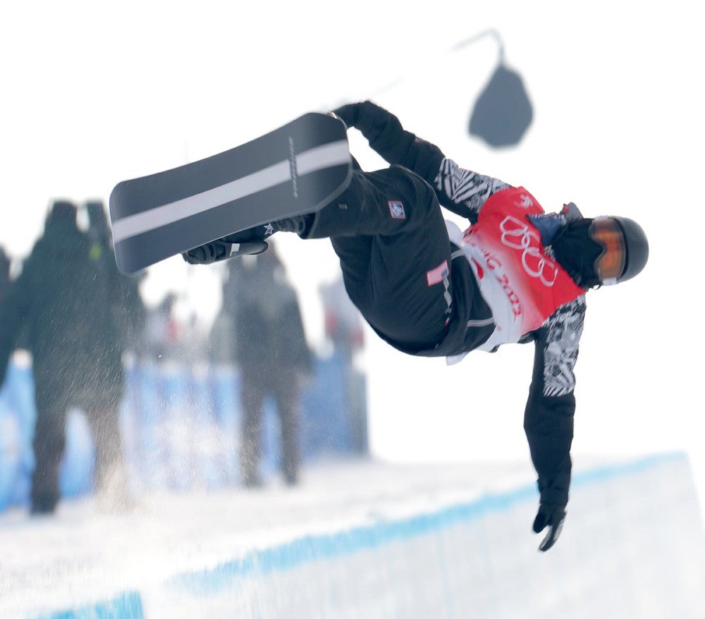 絶対王者の35歳ショーン・ホワイト、1回目19位から決勝進出…額の