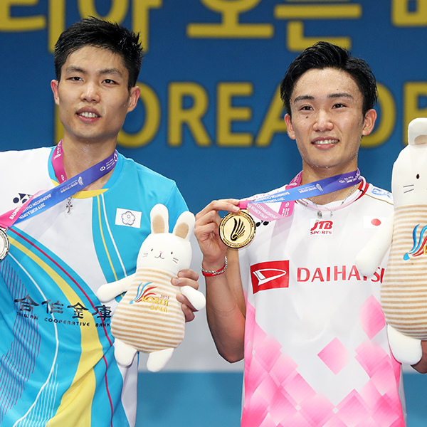 男子シングルスの世界頂上対決は桃田賢斗選手が勝利！絶対王者の貫禄で