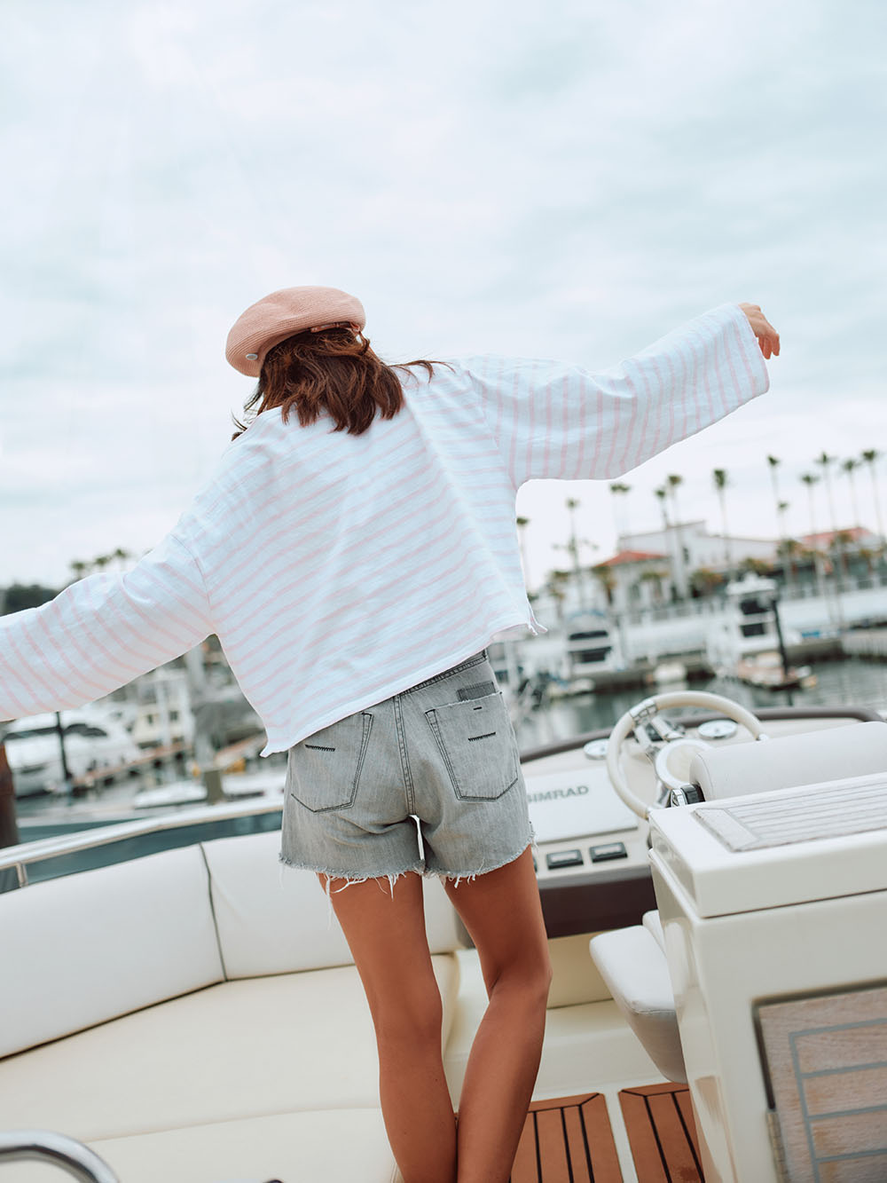 waka_cc | YANUK ONLINE STORE