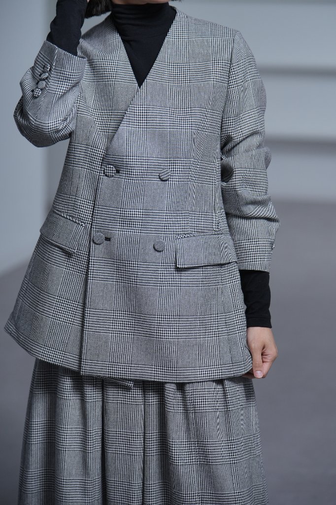 Tops｜SHE Tokyo online shop