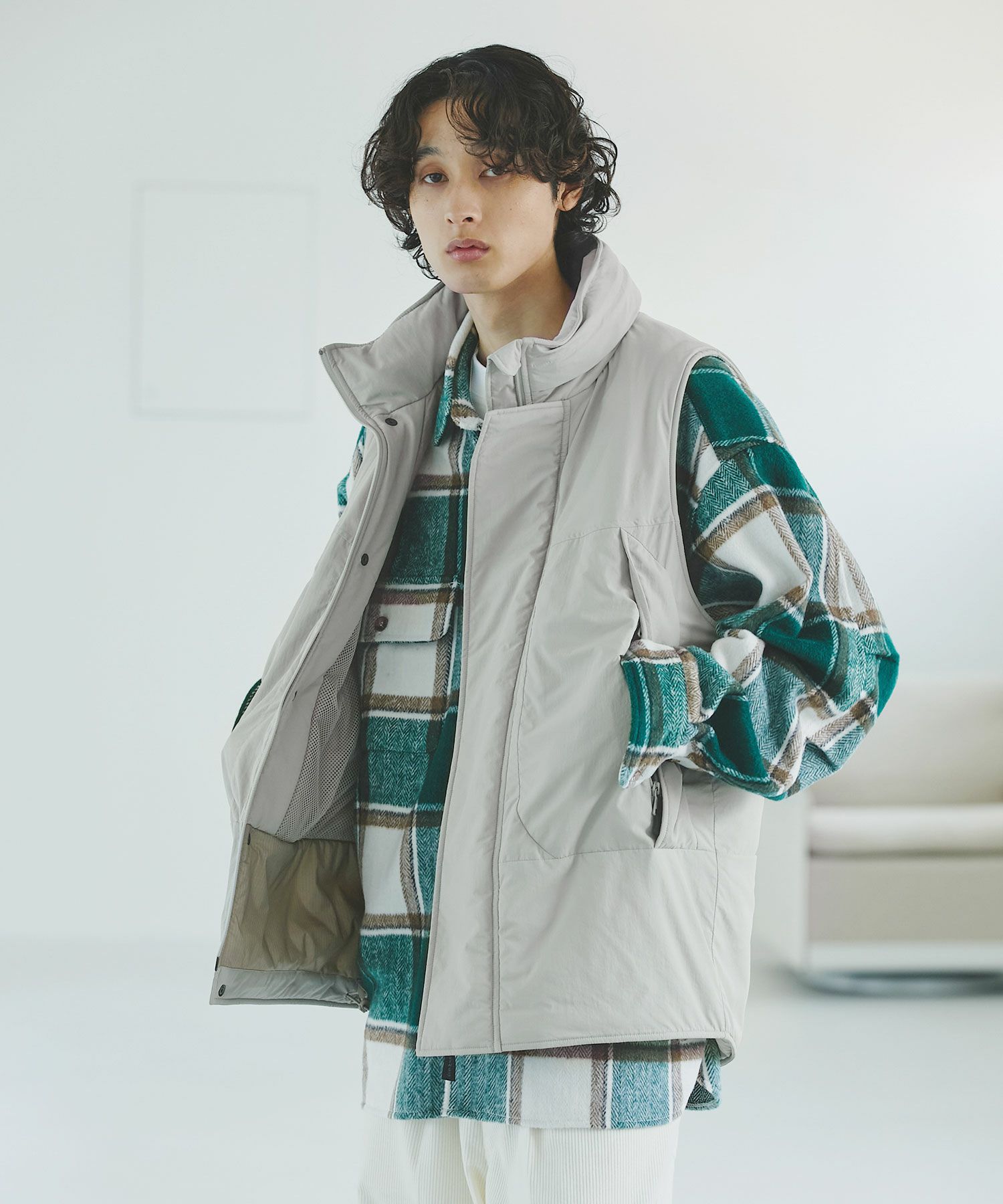 VICTIM × WILD THINGS] MONSTER VEST | OPENING ACT