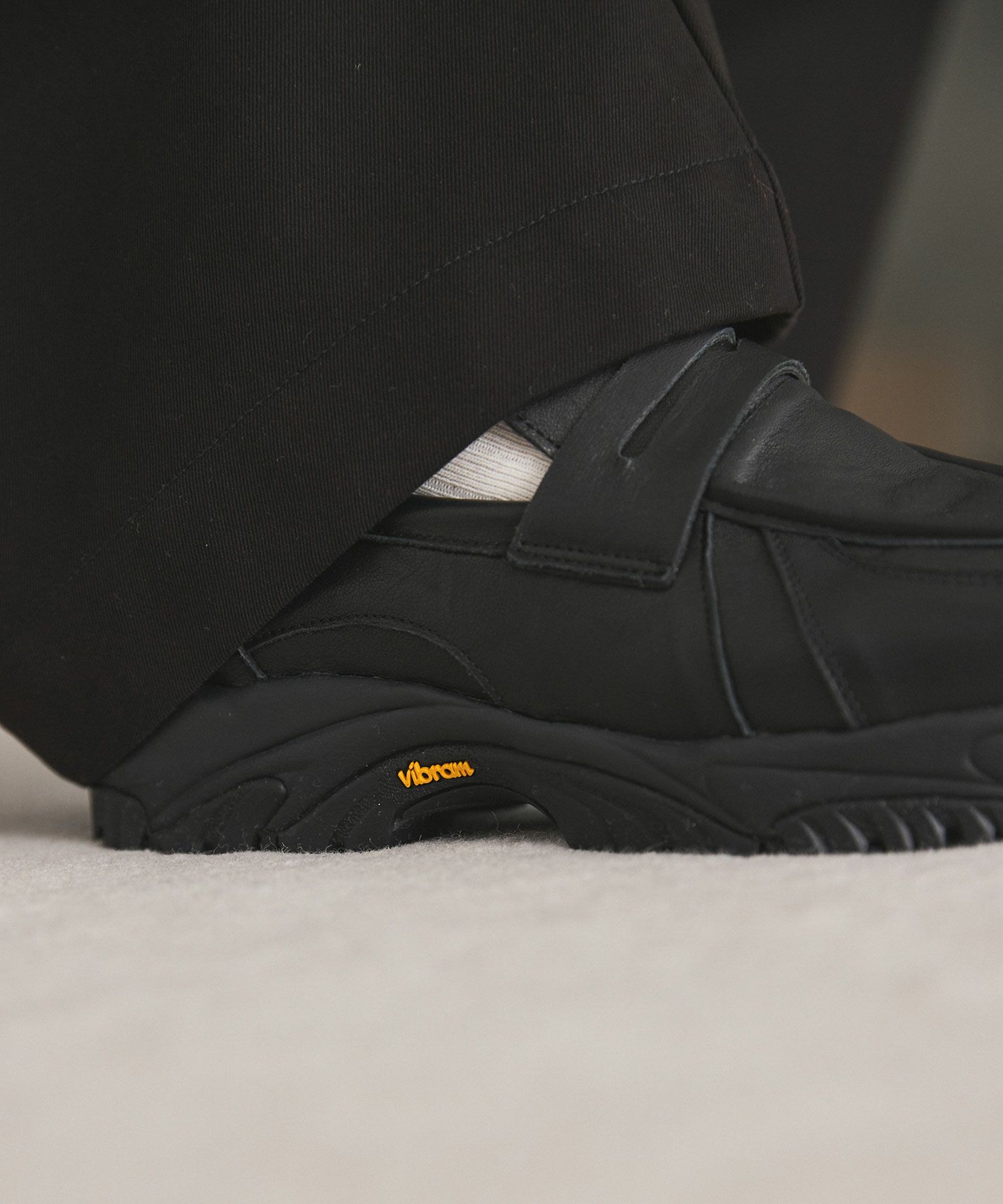 Vibram × OPENING ACT] ボリュームVIBRAMソールリアルレザースウェード