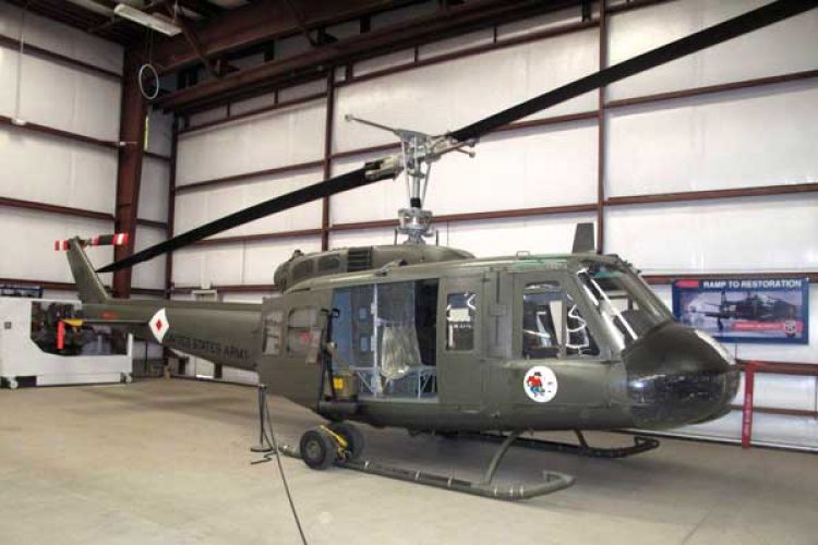 Bell UH-1H Iroquois (Huey) – Yanks Air Museum