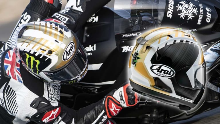 アライ「RX-7X」にジョナサン・レアのSBK 5連覇記念ゴールドバージョン