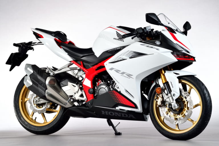 ZX-25Rを迎撃せよ！ 2020年ホンダCBR250RRは7月中旬発売［エンジンは3