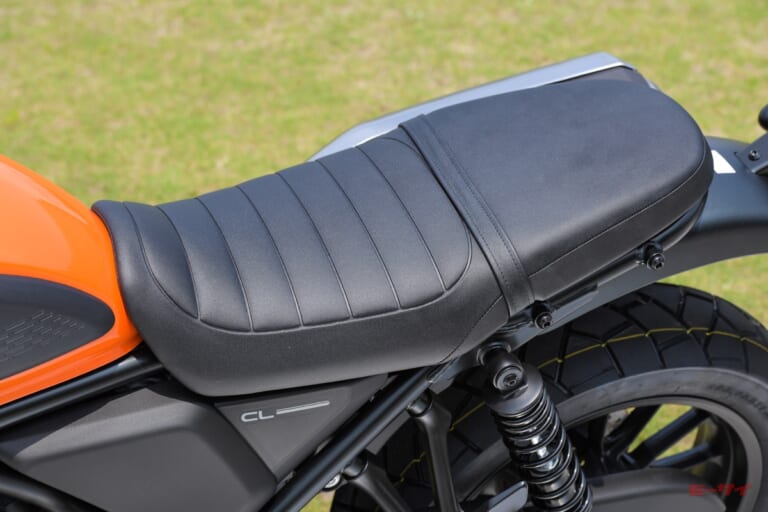 バイク雑学] ホンダ新型CL250/500の純正フラットシートから、国産