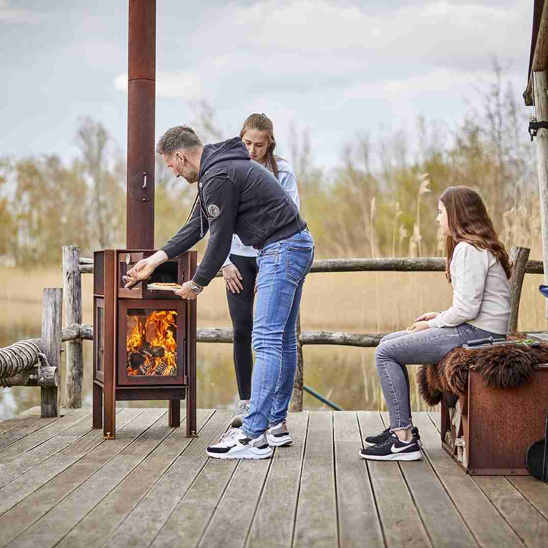 RB73 Quercus Fireplace, Pizza Oven & Grill - Your Luxury Garden