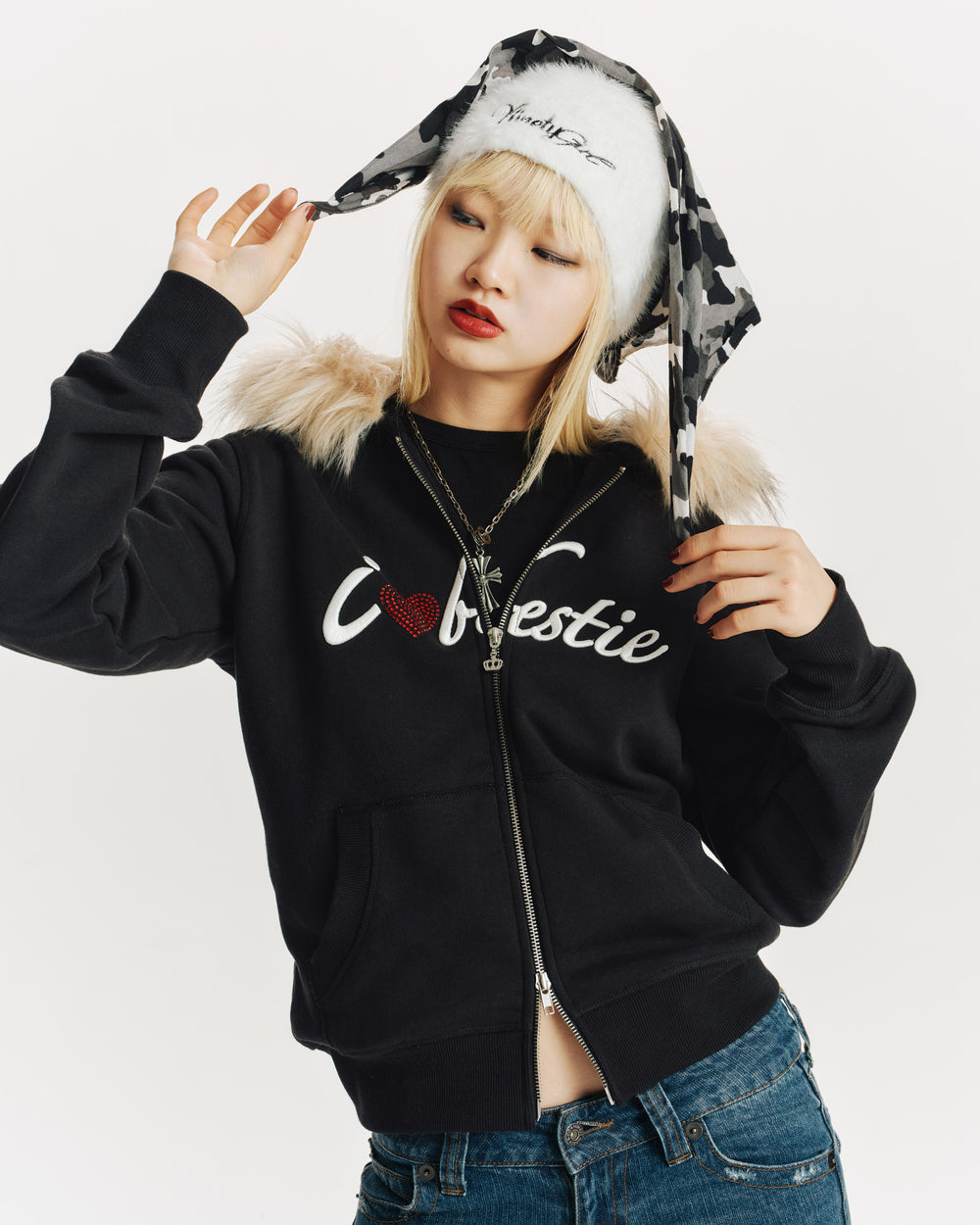 I Love bestie Far Zip Hoodie【9090 girl】 – YZ