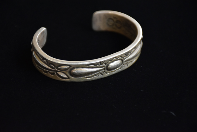 Indian Jewelry（インディアンジュエリー） ナバホ レイアダカイ Ray