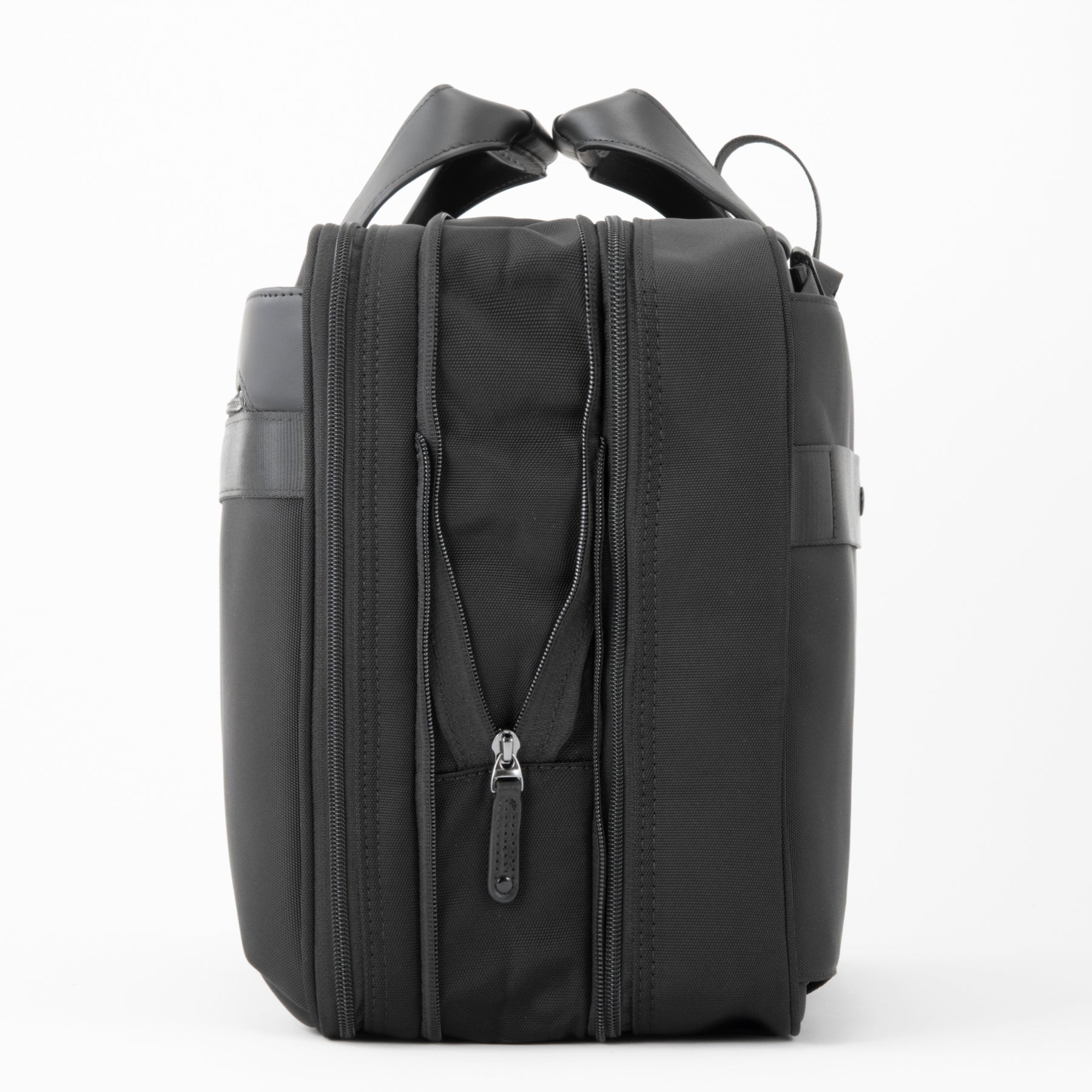 ZB-D | 2-Way Brief Case Expandable 80474 – ZERO HALLIBURTON