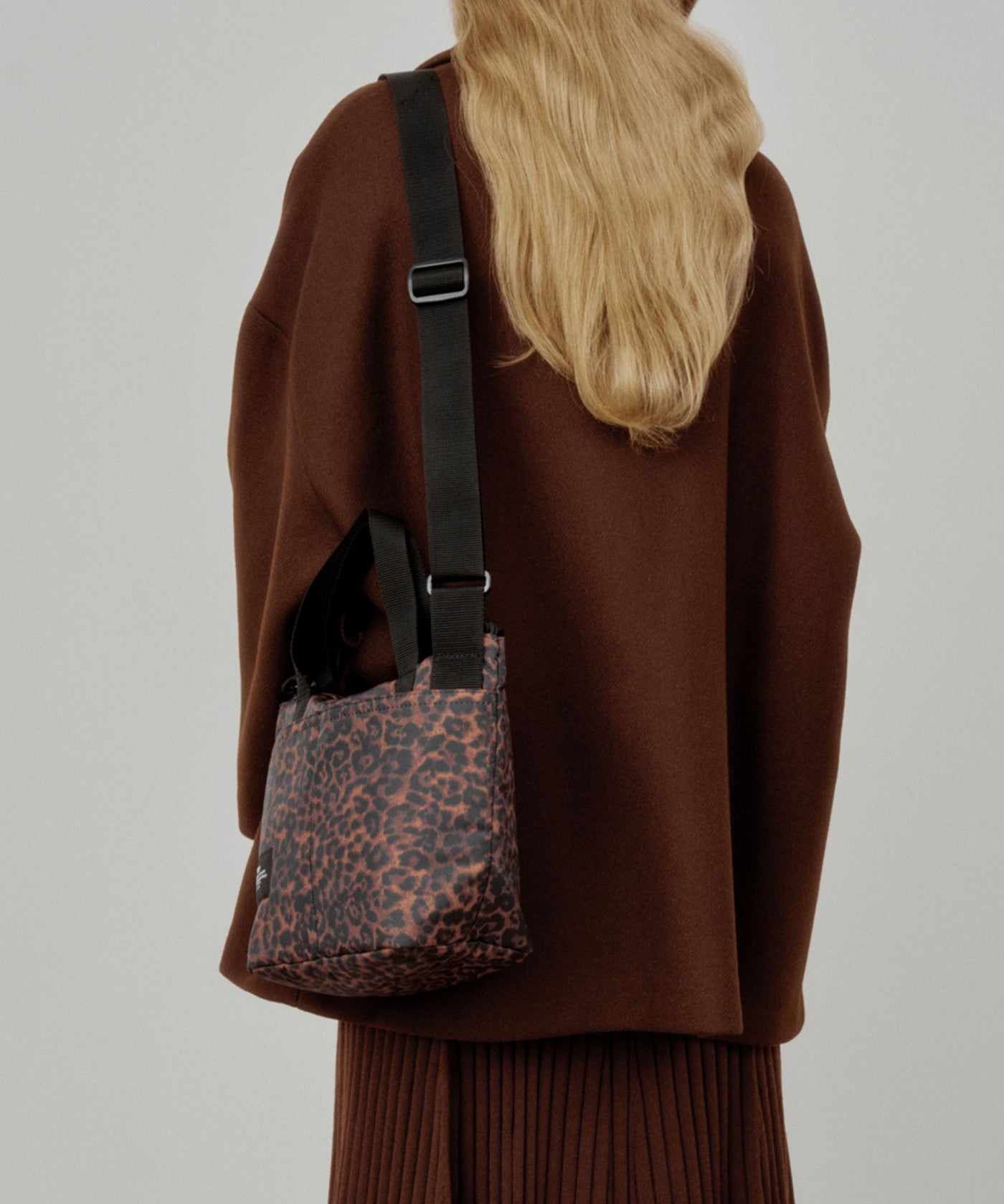 BAGSINPROGRESS / Zipper Duffle Small LEOPARD POLY-FILLED POLYESTER