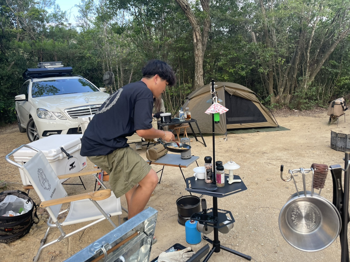 LEDランタンに続いてランタンハンガー!! | 神戸市西区のキャンプ専門