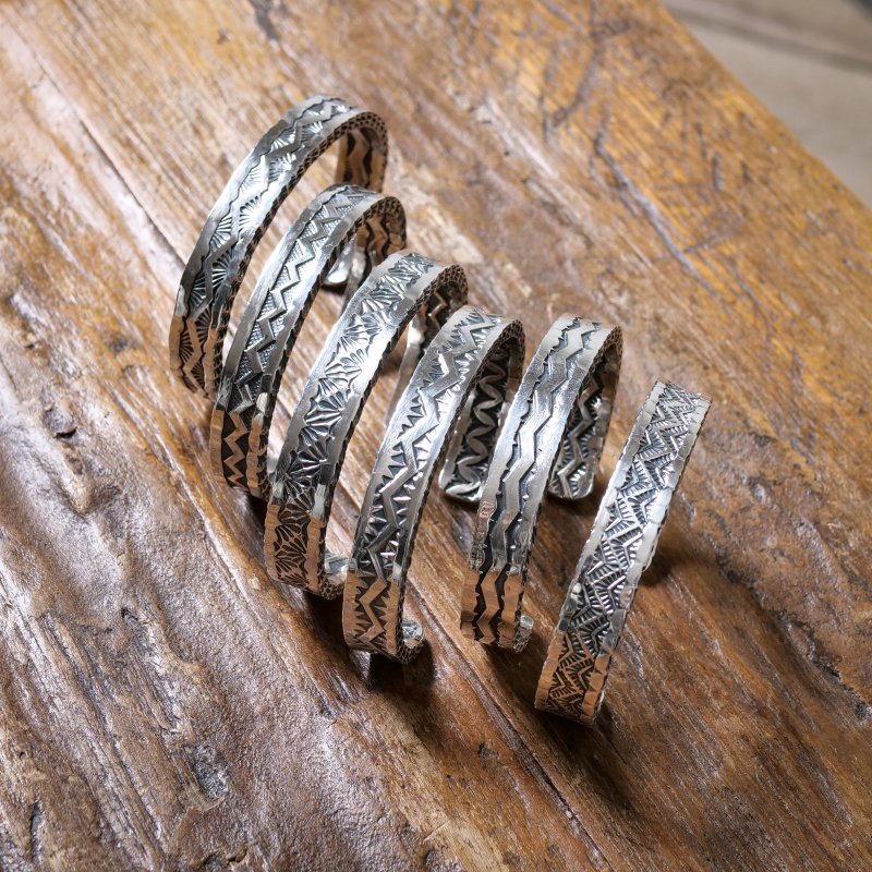 136mm サンシャインリーブス フォーサイドスタンプ バングル｜マライカ