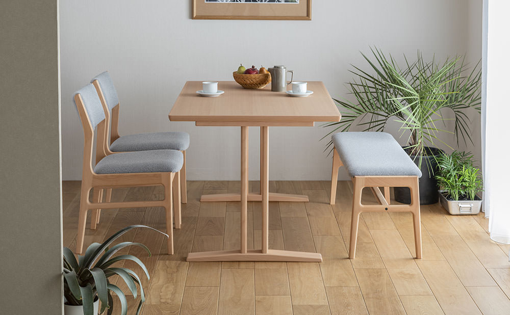 手渡し可 カリモク60 ダイニングテーブル W1300×D800×H700 茶 手渡し可