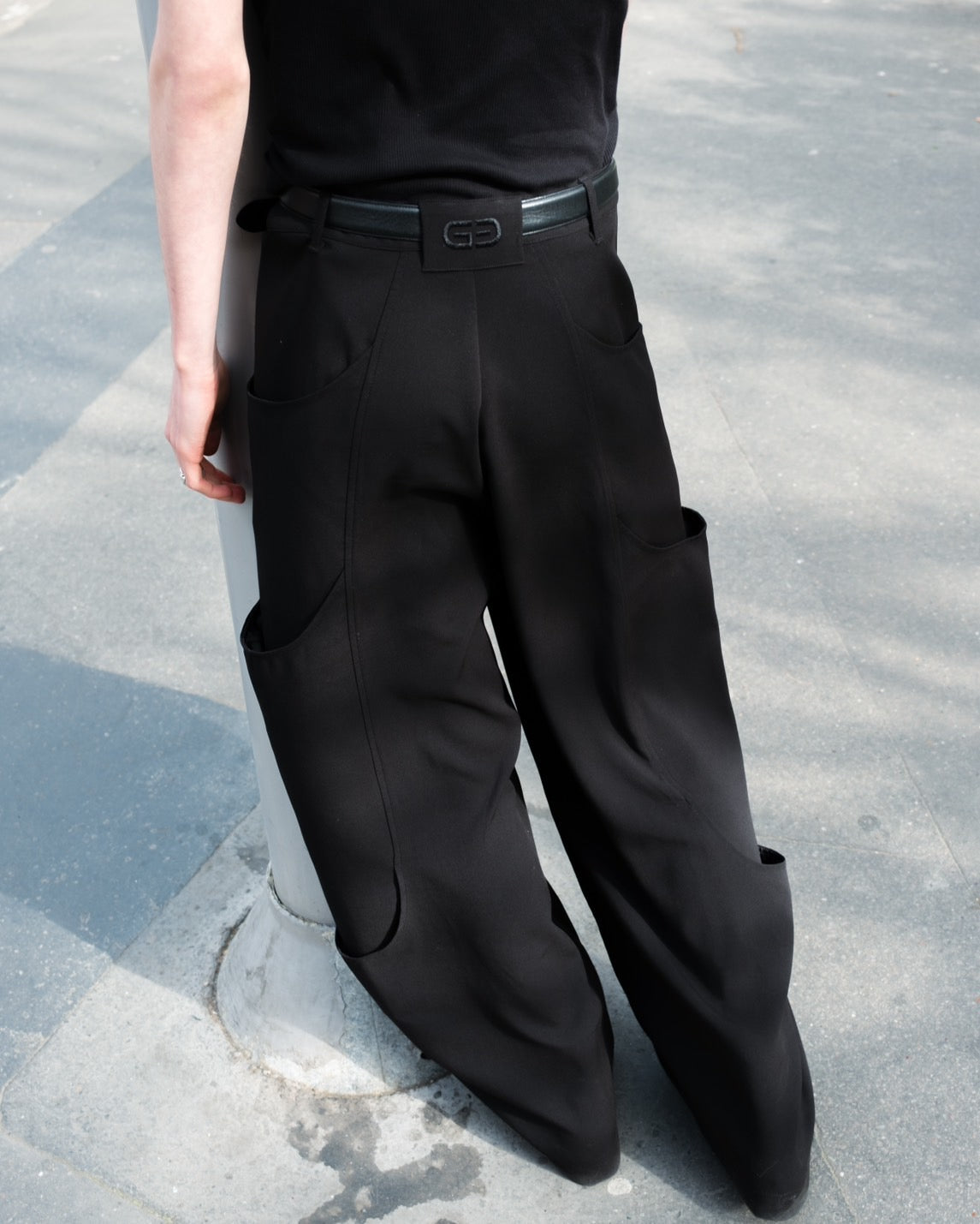 TUCK SIDE POCKET PANTS – GOAT ESSENCE
