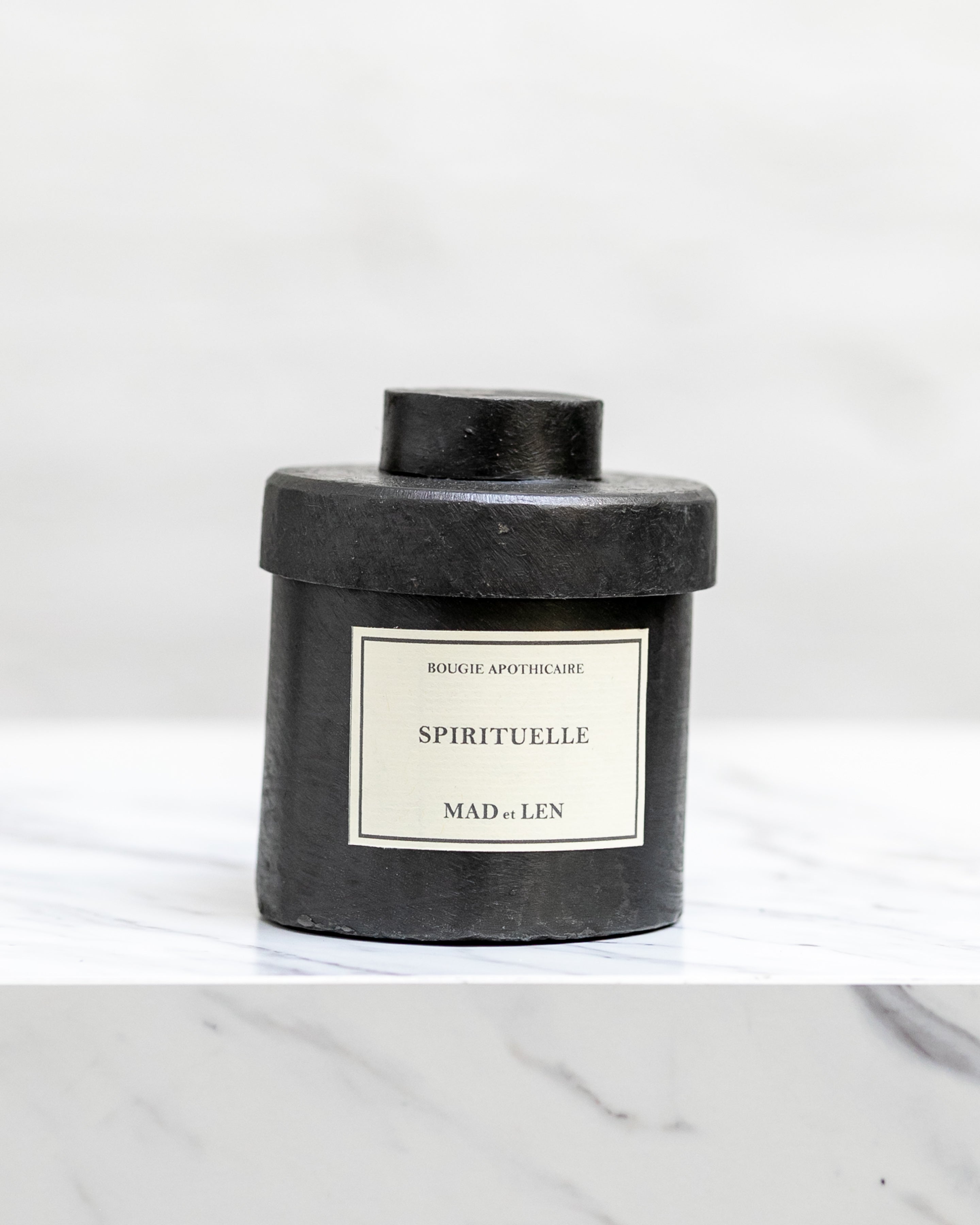 Mad et Len Scented Candle, 300g – Glasswing