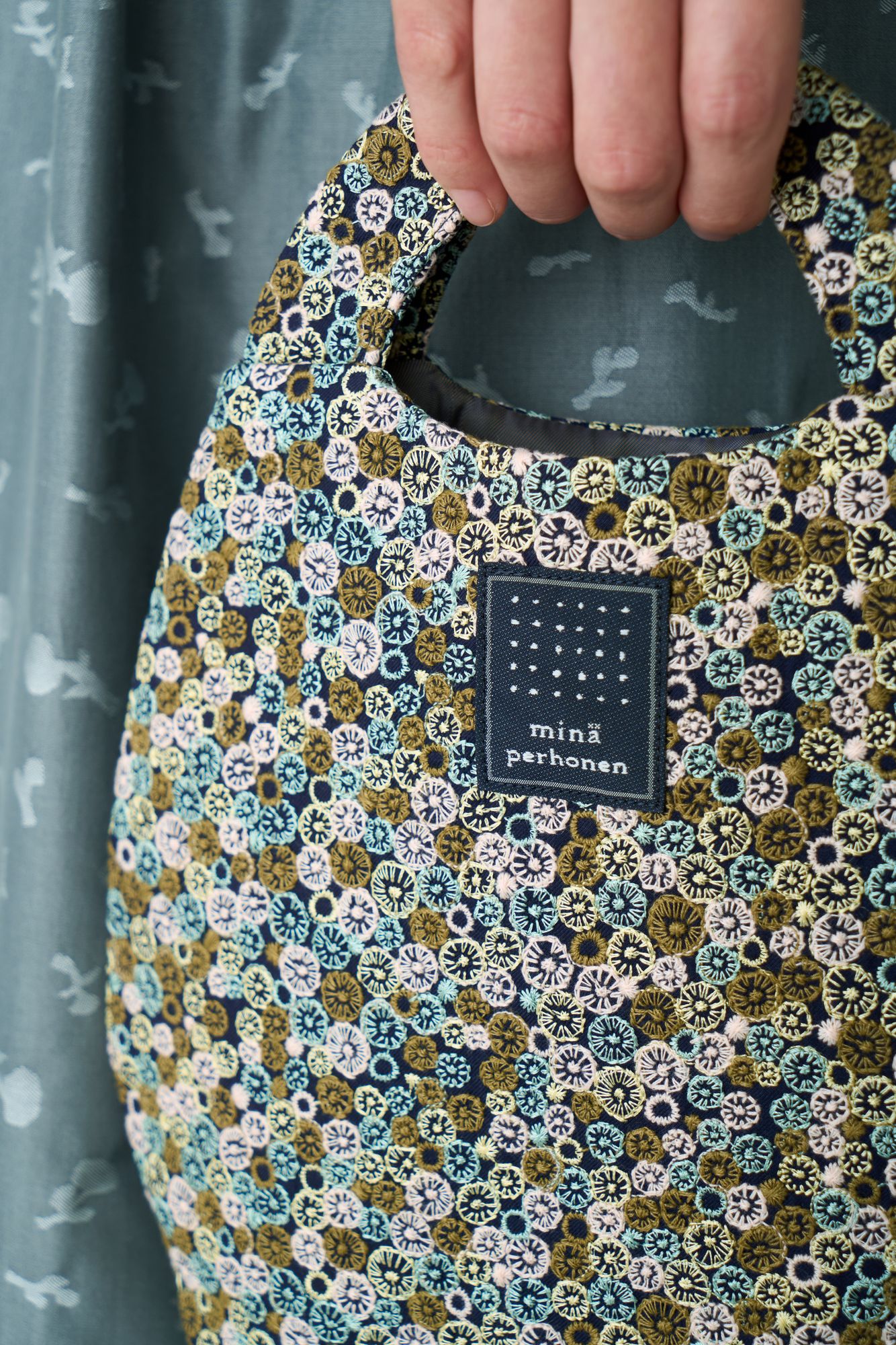 ミナペルホネン うずらバッグ スカイフル ダークミックス 完売 ミナ