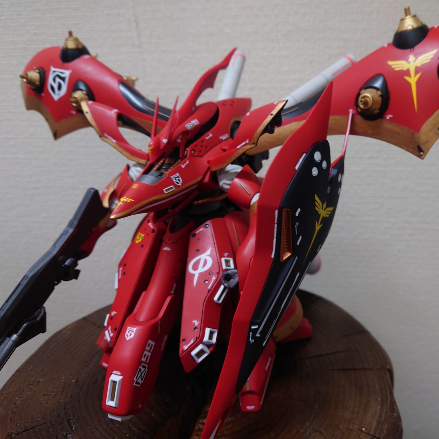 HGナイチンゲールを部分塗装で｜@touzai3さんのガンプラ作品｜GUNSTA