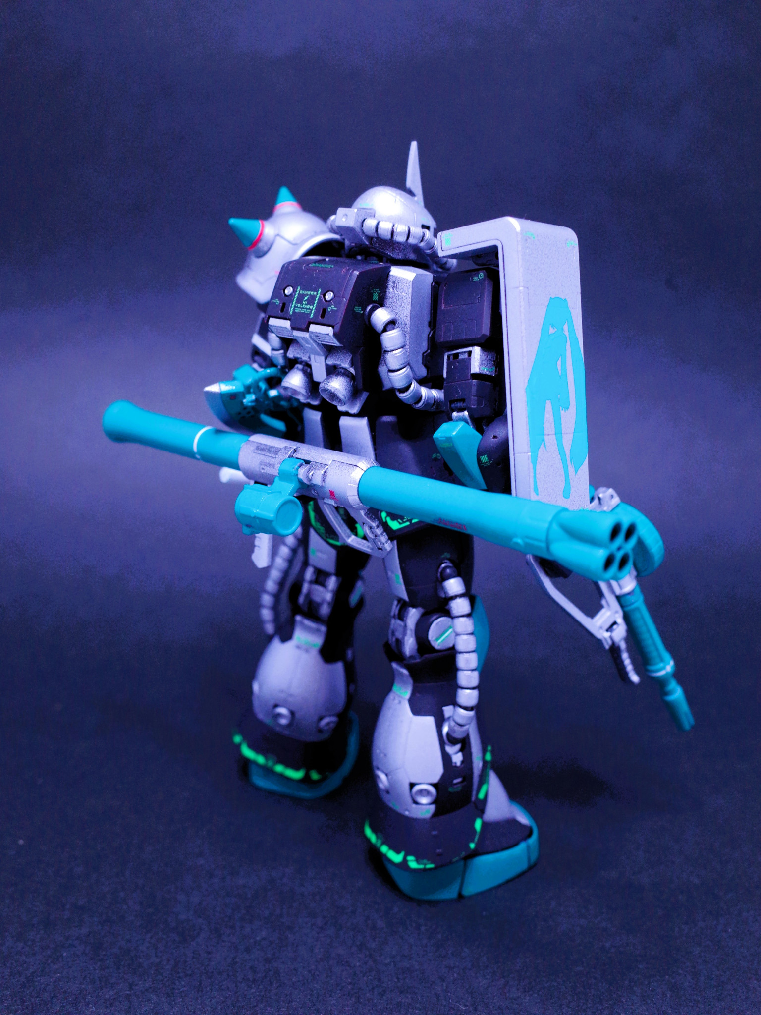 RG 1/144 MS-06S ザクII [初音ミク・だんくらVer.]｜だんくら工房・mk