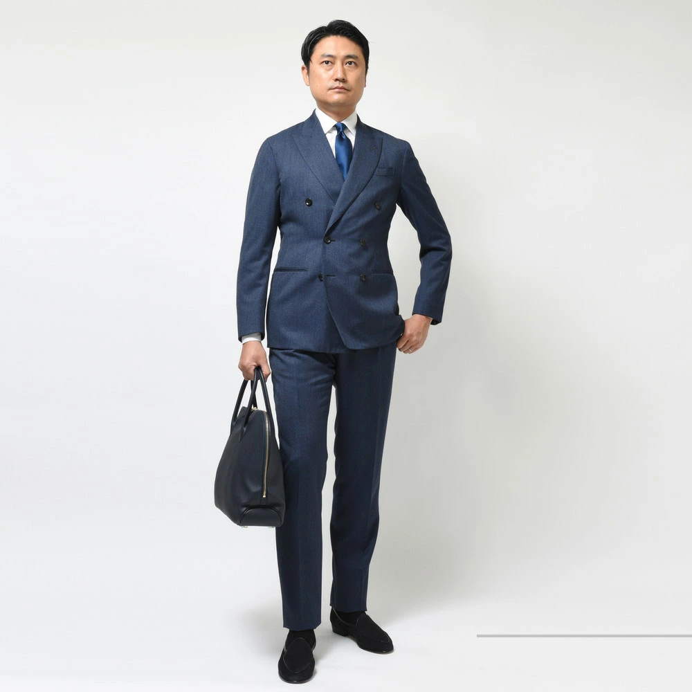 曲線』がポイントです。GIANFRANCO BOMMEZZADRI(ジャンフランコ