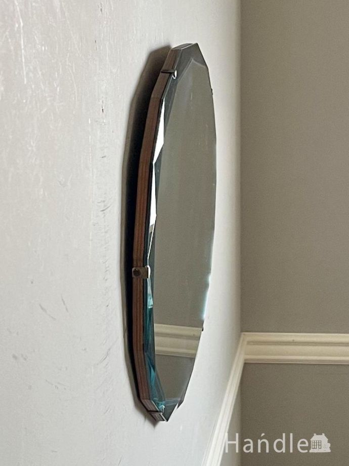 オーバル型のおしゃれな壁付け鏡、英国アンティークのウォールミラー(k