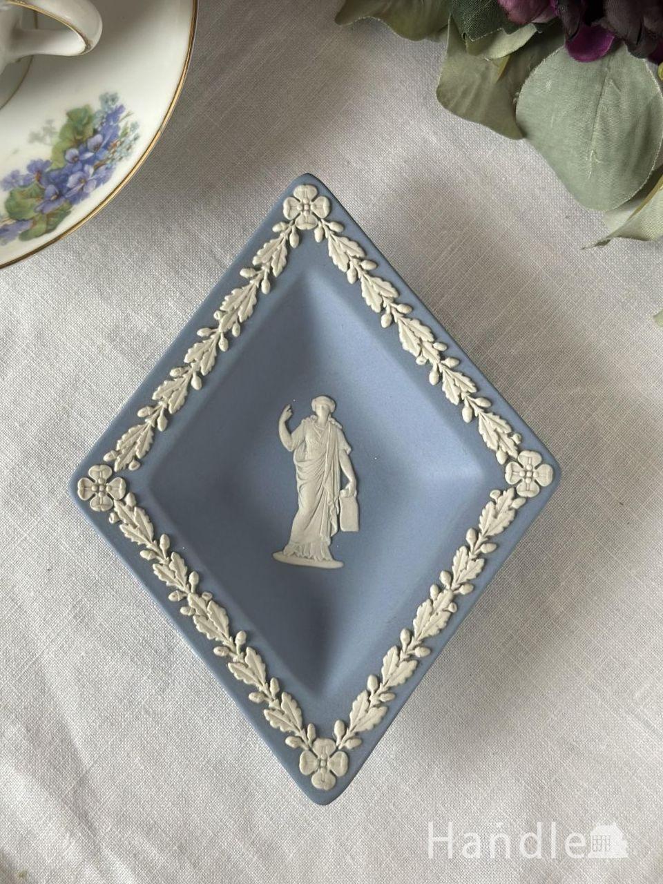 ウェッジウッド(Wedgwood)のジャスパーウェア、アンティークのトレイ(m