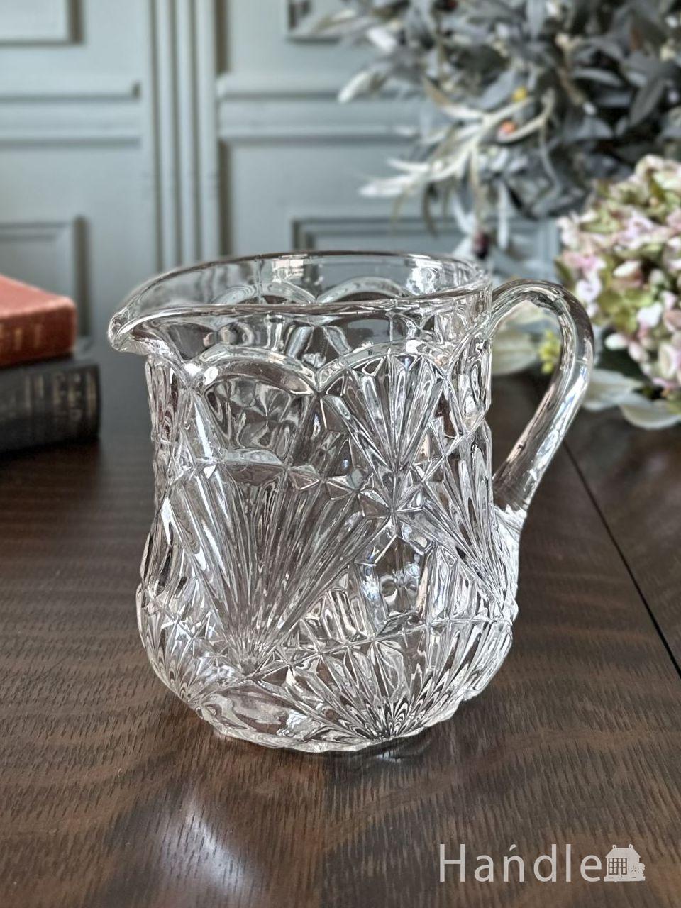 英国アンティークのガラス食器、テーブルを華やかに飾るガラスの