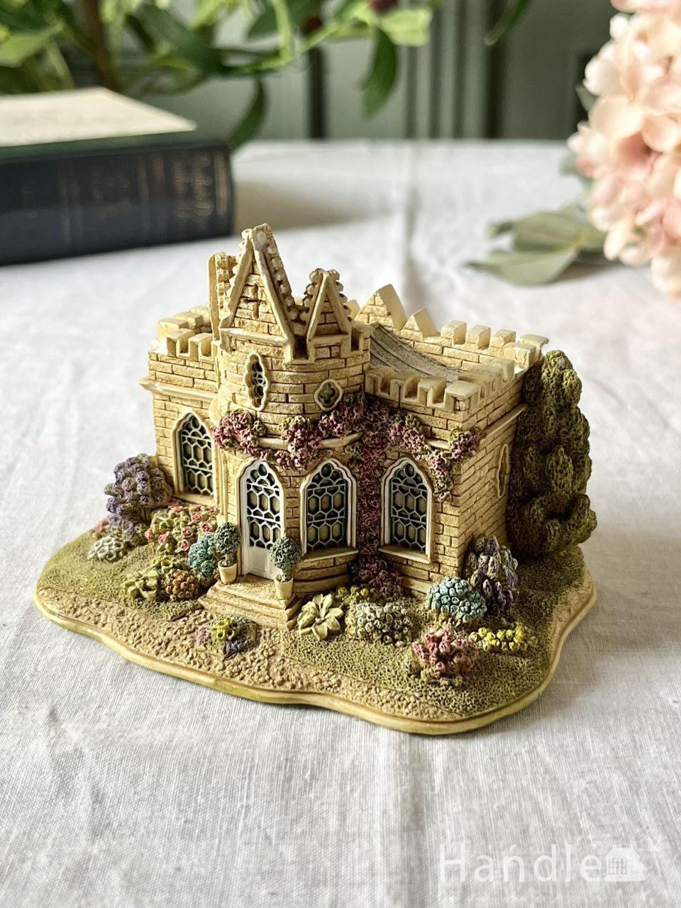 英国アンティークガラスの美しいスワン、プレスドグラス の白鳥の