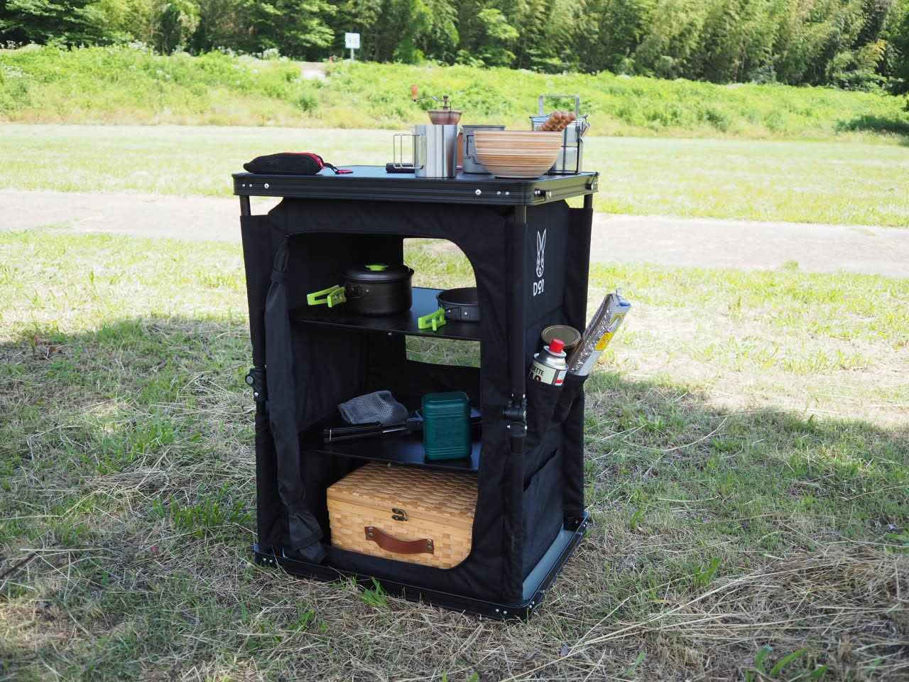 DODの調理台＆収納棚「マルチキッチンテーブル」でキャンプの料理が