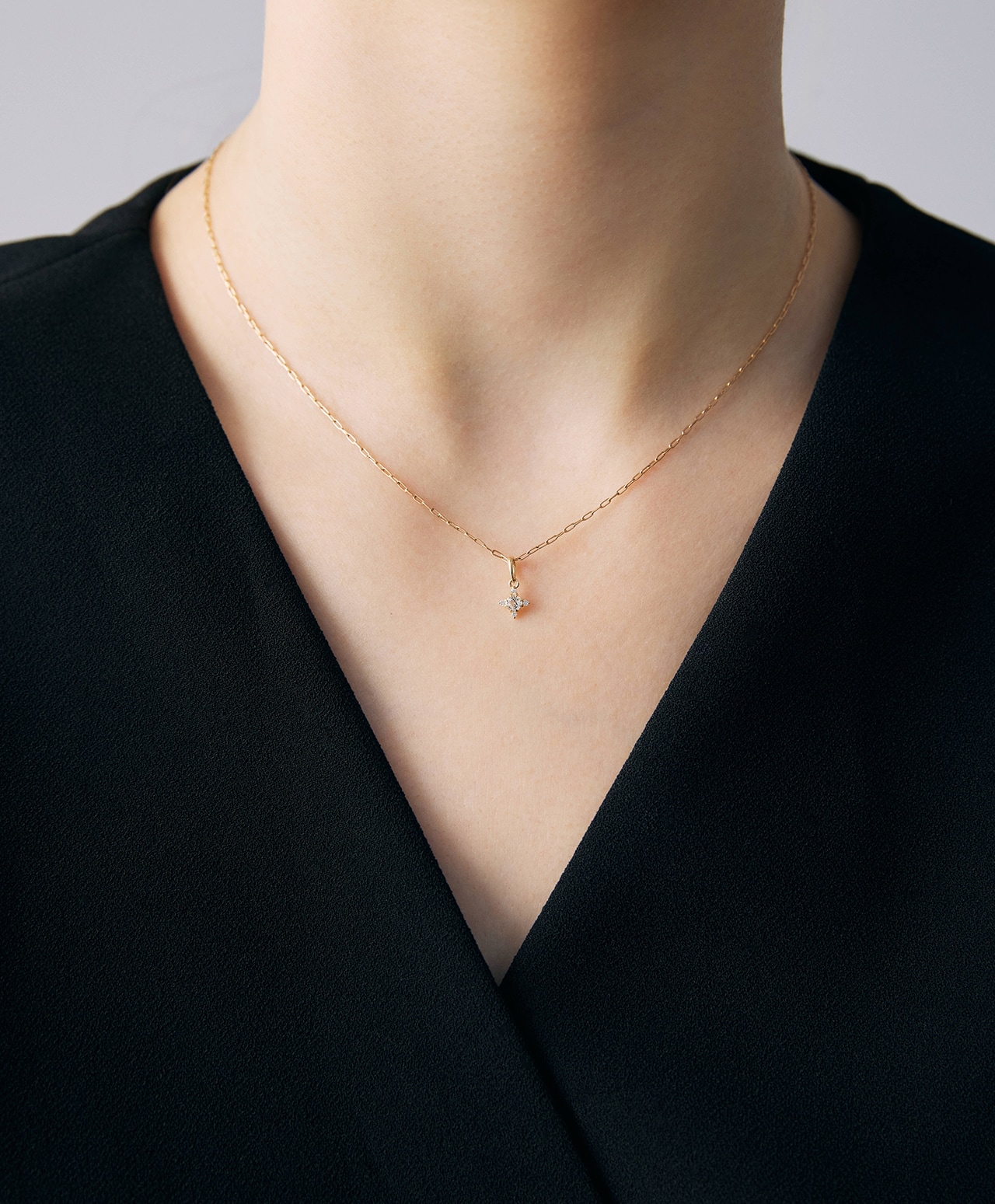 ペンダントチャーム ハリックァ プレナイト ナミビア産 K18 誕生石一覧