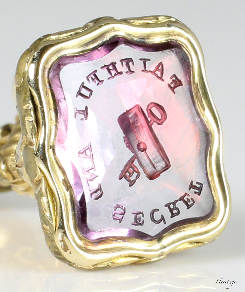 ヴィクトリアンのアメジストの愛のメッセージを伝えるプチ