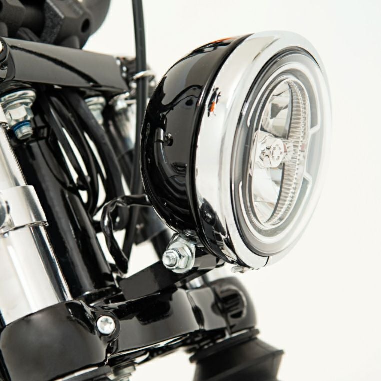 メンフィスシェード ロードウォリアー用ウインドシールド ブラック