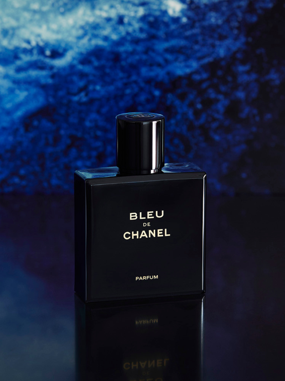 シャネルの香水「ブルー ドゥ シャネル」が“スタイル＝自分らしさ