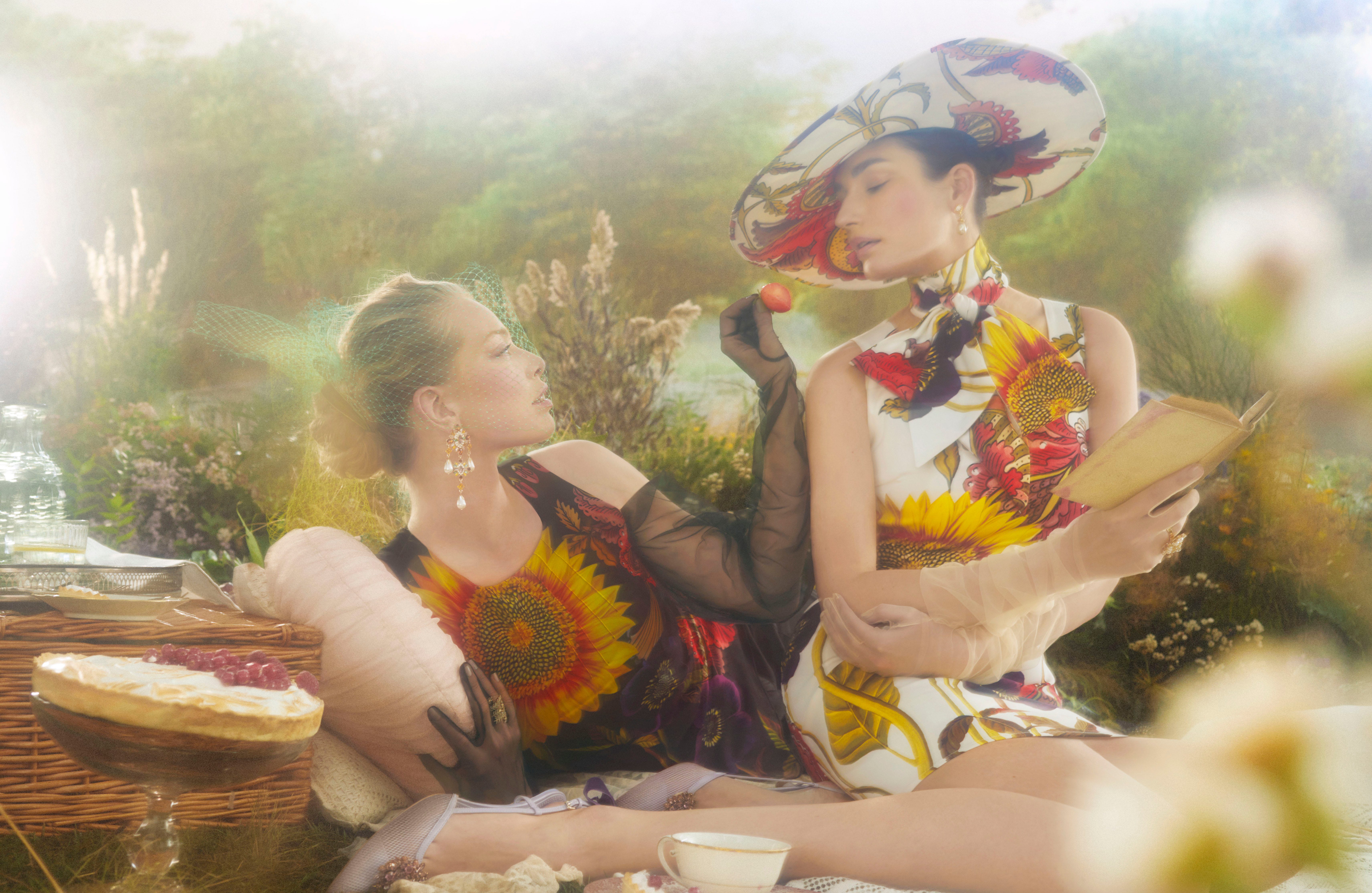 クリスチャン・ラクロワが語る、悦びに満ちた「デシグアル」との10年間