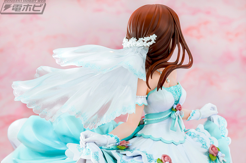 幸せに包まれた優しい笑顔がチャーミング!!『アイドルマスター