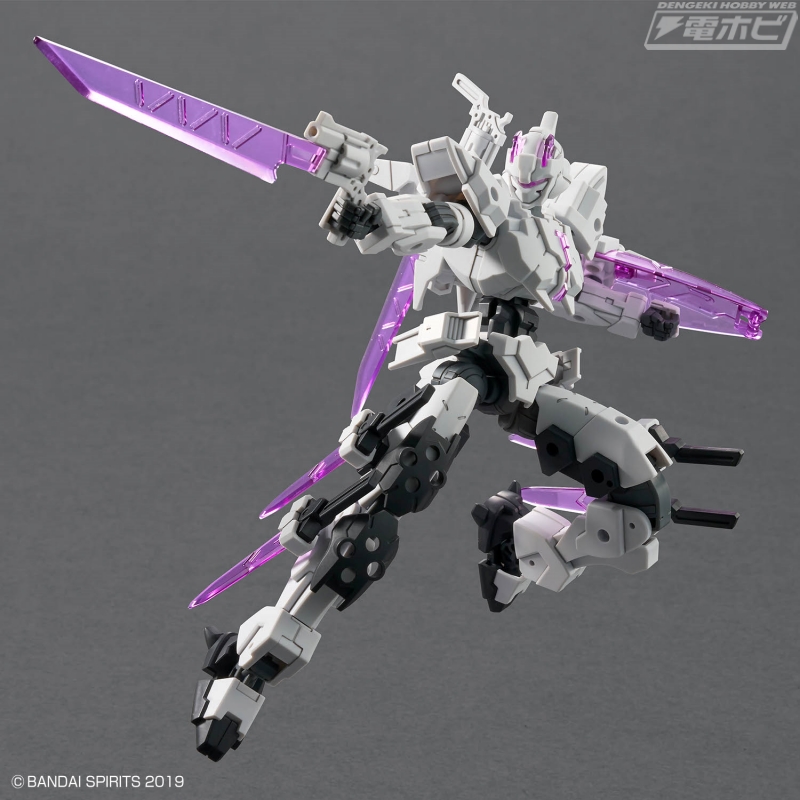 30MM」近接戦闘に特化したマクシオン軍の最新機体「レヴィニクス」が