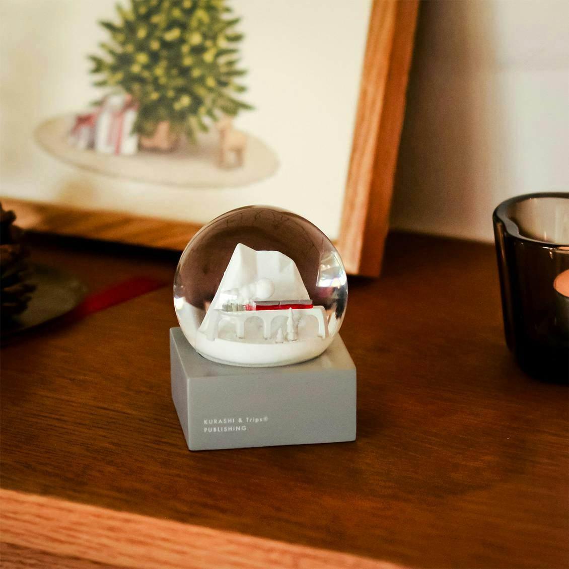 新商品】毎年人気の「当店オリジナルスノードーム」と、アラビアの名作